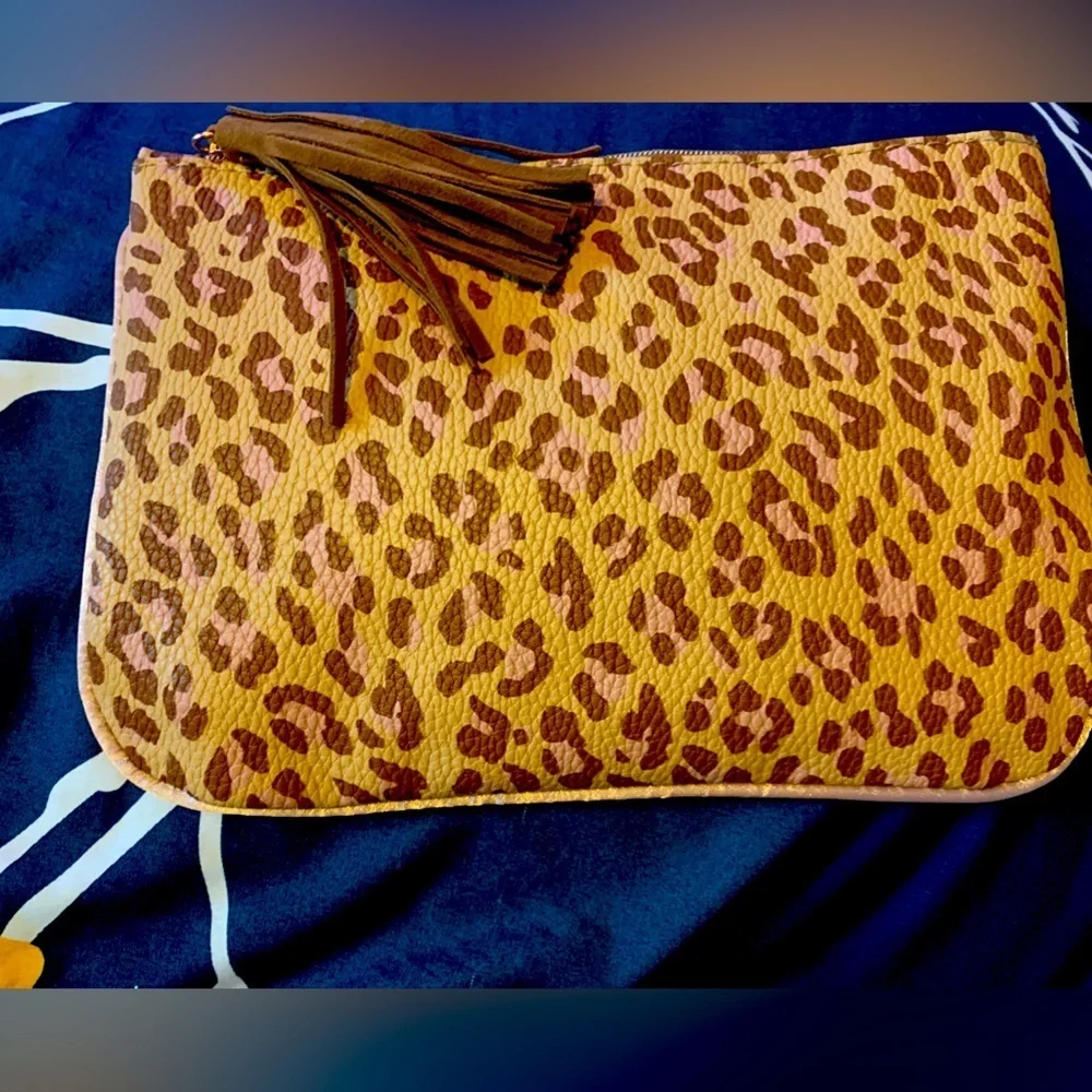 Pink and Brown Leopard Makeup Bag​​​
